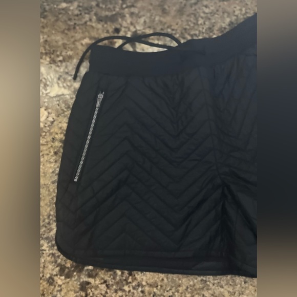 NWT Athleta Solstice Relaxed Fit Shorts - Picture 9 of 13